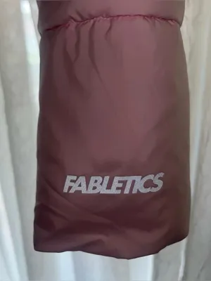 Fabletics Essential Cropped Hooded Puffer size XL in Sugar Pink NWOT thumbnail 4