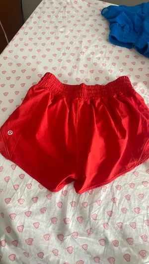 Lululemon Hot Heat High-Rise Hotty Hot Shorts 2.5" thumbnail 4