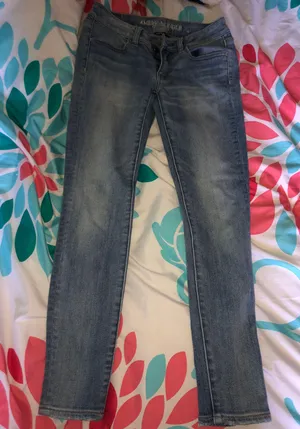 American Eagle Jeans thumbnail 1