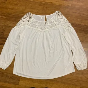 maurices Crochet‎ Trim Blouse Womens Size XL White Long Sleeve Top Boho Casual thumbnail 1