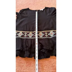 Anthropologie Eri + Ali S Black Boho Embroidered Peplum Top thumbnail 4