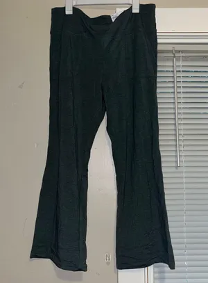 Sonoma NWT Flare Legging thumbnail 1