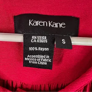 Karen Kane Size Small Oversized Red Rayon Sleeveless Flowy Button Front Blouse thumbnail 6