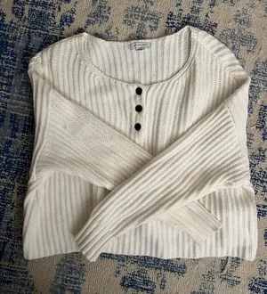 White American Eagle Sweater thumbnail 1