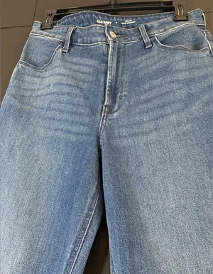 Women’s High-Rise WOW Straight Jeans. Size 6. Old Navy. Like New! thumbnail 4