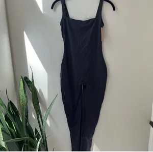 SKIMS Fits Everybody Low Back Onesie XS thumbnail 4