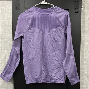 Fabletics Lavender Seamless Long Sleeve Top and Leggings Set size L/XL thumbnail 7