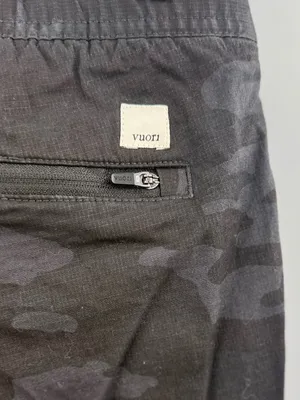 Vuori Ripstop‎ Pants Black & Gray Camo Women's Size Large thumbnail 5