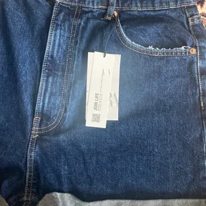 ZARA NWT High Waisted Mom Denim Shorts thumbnail 3