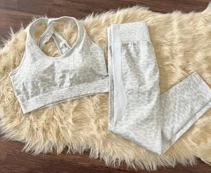 Source Unknown Iron Panda Fit Light Grey Cheetah Print Matching Leggings & Sports Bra L thumbnail 1