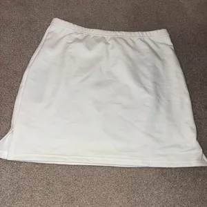 Agecode White Skirt Womens Size Medium NWT thumbnail 3