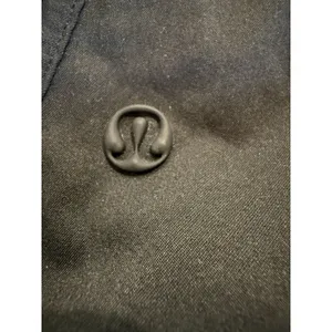 Lululemon Cinchable Waist High-Rise Woven Short‎ 3.5 Black Size XXS thumbnail 3