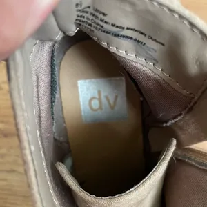 DV Dolce Vita wedge heel ankle booties‎ thumbnail 6