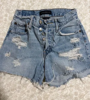 Denim shorts thumbnail 1