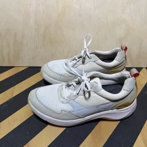 Clarks WaveWalk Womens Size 9 M White Leather Mesh Walking Sneakers Comfort thumbnail 3
