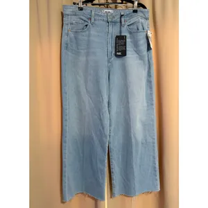 PAIGE Anessa High Rise Wide Leg Ankle Jean Light Wash Size 32 thumbnail 3