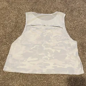 Lululemon Cropped Sculpt Tank thumbnail 4