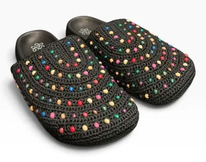 The Sak Bolinas Black Crochet Beaded Slide Clogs Womens Size 7 NEW thumbnail 1