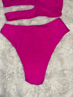 NWT Zaful Hot Pink Bikini Set  thumbnail 9