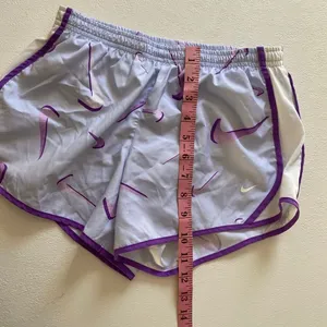 Nike Dri-Fit Running Shorts L Purple Swoosh Print Lightweight Activewear thumbnail 5