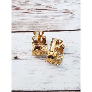 Vintage Clip On Earrings - Ornate Chunky Gold Tone Cut Out Hoops thumbnail 7