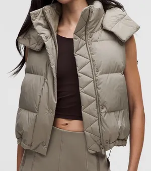 Lululemon Wunder Puff Cropped Vest thumbnail 1