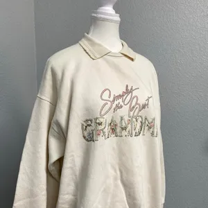 Vintage Lee Creme Simply The Best Grandma Graphic Floral Collar Sweatshirt thumbnail 2