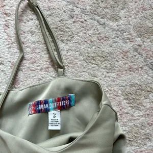Urban Outfitters size small thumbnail 3