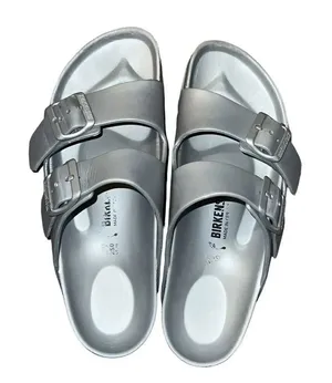 ✨ BIRKENSTOCK
‘ARIZONA EVA’ SLIDES✨ thumbnail 1