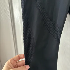 NWOT (I don’t think these have been worn) medium Nike Dri fit leggings thumbnail 2