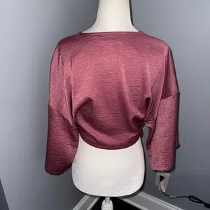 VICI Front Tie cropped blouse size small thumbnail 2