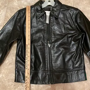 Liz Claiborne Leather Jacket. BNWOT. Mint! Sz P. thumbnail 5