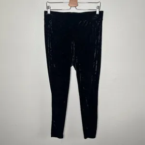 Torrid Womens Black Velour Dark Romantic Pull On Leggings Plus Size 1X thumbnail 2