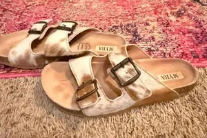 Boutique Shoes Slip-On Cow thumbnail 1