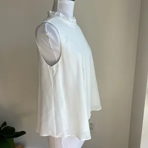 Anthropologie Sunday In Brooklyn White Pleated Ruffle Neck Blouse thumbnail 3