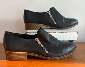American Eagle Womens Black Side Zip Ankle Booties Low Stacked Heel 6.5 160852‎ thumbnail 1