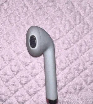 Tzumi Electric Candy Blush Soundmates Wireless Earbuds thumbnail 3