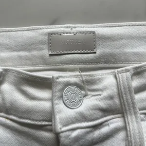 Mother Denim White High Waisted Rider Ankle Jeans Fairest Of Them All Size 26 thumbnail 3
