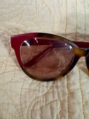 Maui Jim Sunshine Two-Tone Cat Eye Sunglasses in Burgundy Red and Brown thumbnail 13