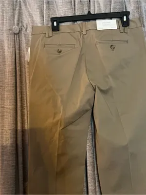 NWT Gap Khaki GapStretch Straight Dress Pants Classic Flat Front Trousers Size 8 thumbnail 10