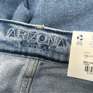 Arizona Jeans Curvy Mom Jeans 7 Cherry Embroidered Highest Rise Y2K NWT thumbnail 7