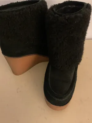 UGG women Black Suede sheepskin Wedge Coldin boots US 9.5 thumbnail 10