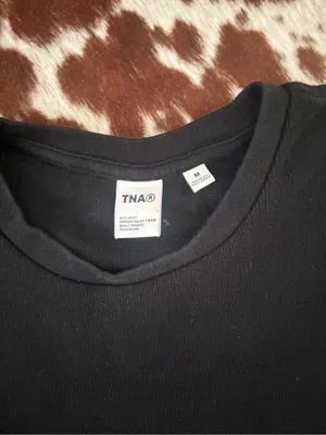 TNA by Aritzia Black Ribbed‎ Crewneck Women's Top thumbnail 2