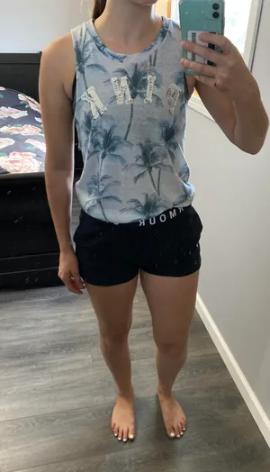 PINK - Victoria's Secret Tank thumbnail 1