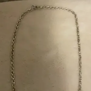 Necklace thumbnail 5