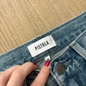 Pistola Straight Leg Jeans Size 26 thumbnail 4
