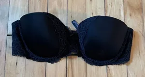 Victoria’s Secret bra thumbnail 1