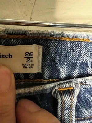 Abercrombie & Fitch The Mom High Rise Button Fly‎ Distressed Short Denim Jeans thumbnail 7