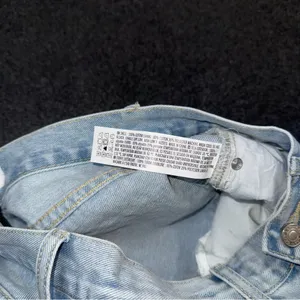 NWT Grey Lab High Rise Cut Out Ripped Straight Leg Jeans Sz 25 Light Distressed thumbnail 7