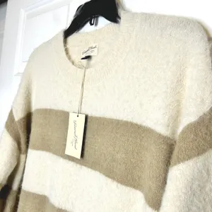 Universal Thread NWT XXL Cream Tan Striped‎ Fuzzy Eyelash Knit Sweater thumbnail 4